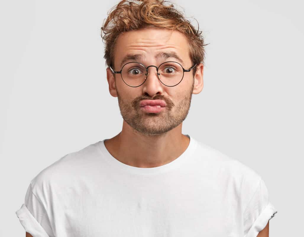 funny-curious-man-makes